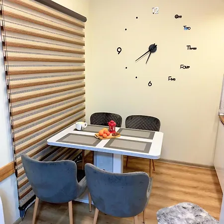 Snow White - Luxury With Free Bottle Of Wine Apartment *